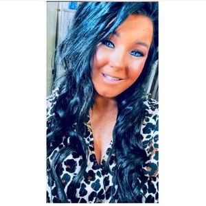 Meet your Posher, Leandra